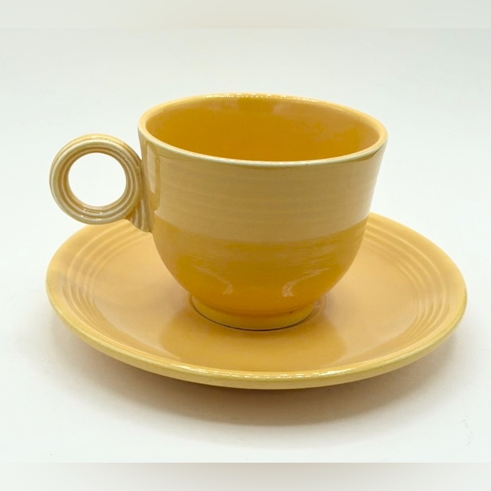 VTG Fiesta Fiestaware Coffee Tea Cup w/ Saucer Homer Laughlin Yellow 50’s